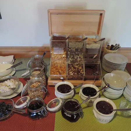 Burgschroffen Pensjonat 3*