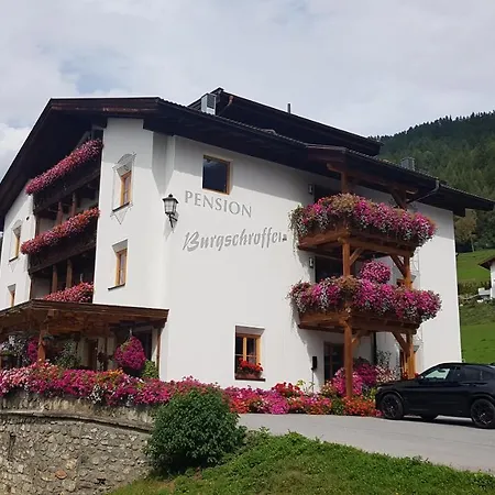 Burgschroffen Gasthof Fendels