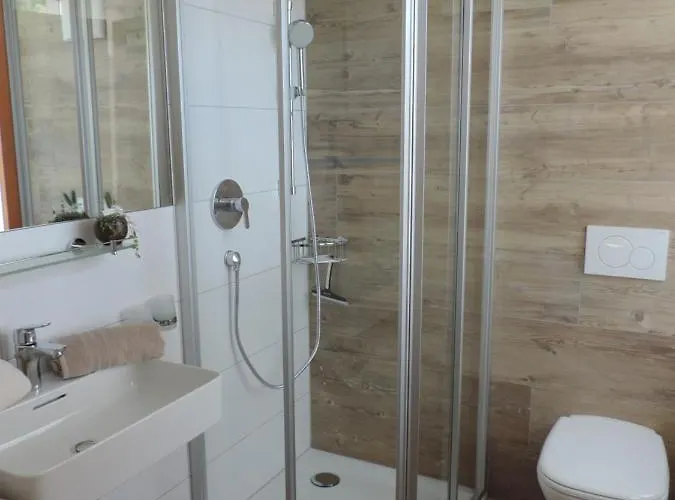 Burgschroffen Gasthof 3*