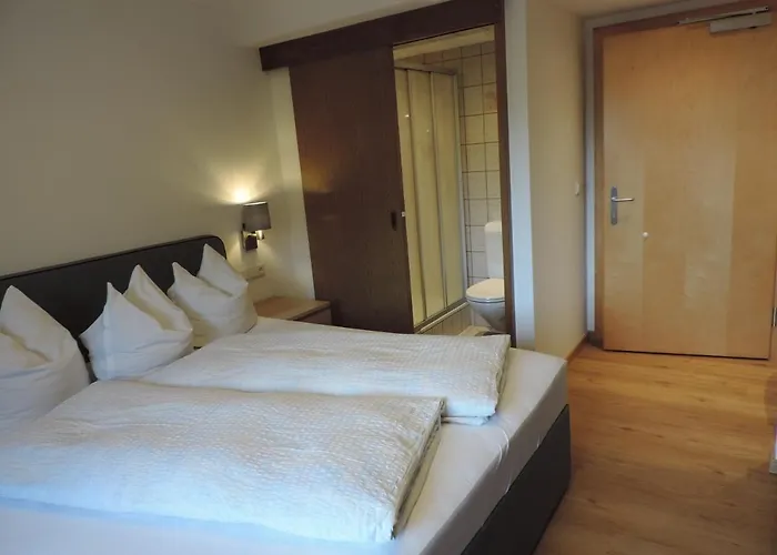 Gasthof Burgschroffen