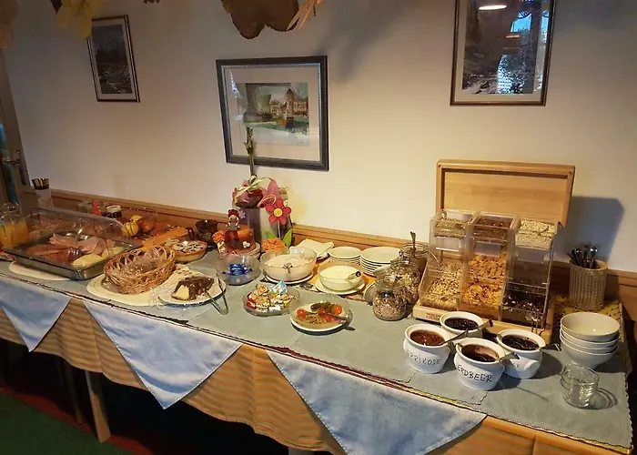 Gasthof Burgschroffen 3*