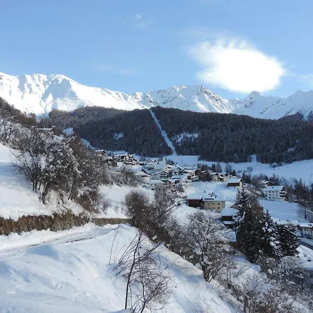 Burgschroffen 게스트하우스